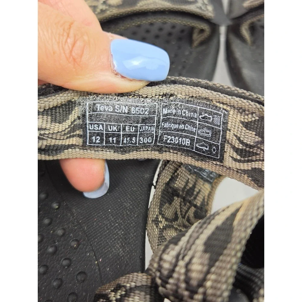 Teva Hurricane 3 Mens Sandals 12 Gray Geometric Walking Sport Casual Beach